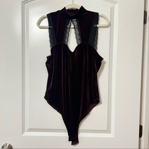 FOREVER 21 Plus Size Velvet Bodysuit